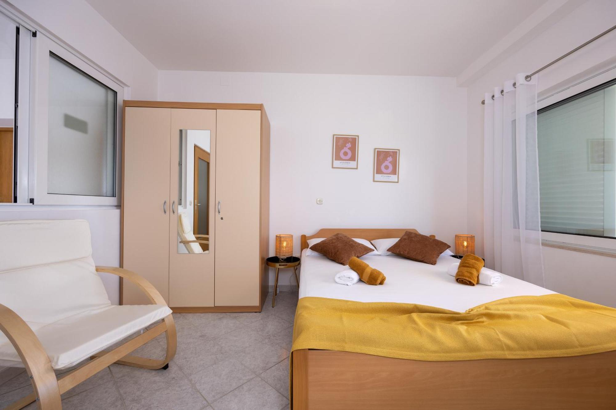 Apartment Stomarica *